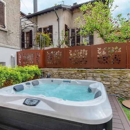 Appartamento Breva - Downtown - Jacuzzi And Garden
