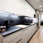 Breva - Downtown - Jacuzzi And Garden Como